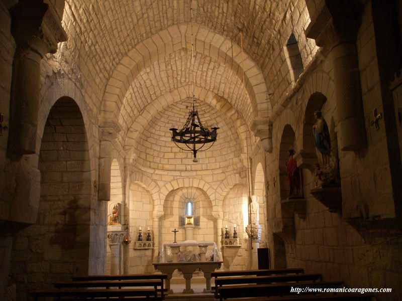 VISTA DEL TEMPLO HACIA LA CABECERA